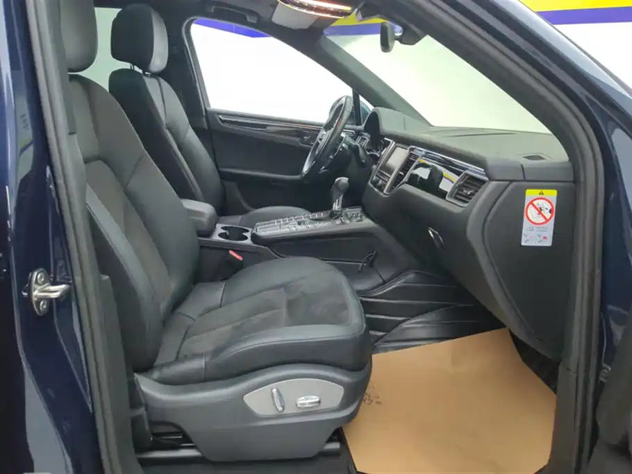 Porsche Macan 2016 Macan S 3.0T фото 8
