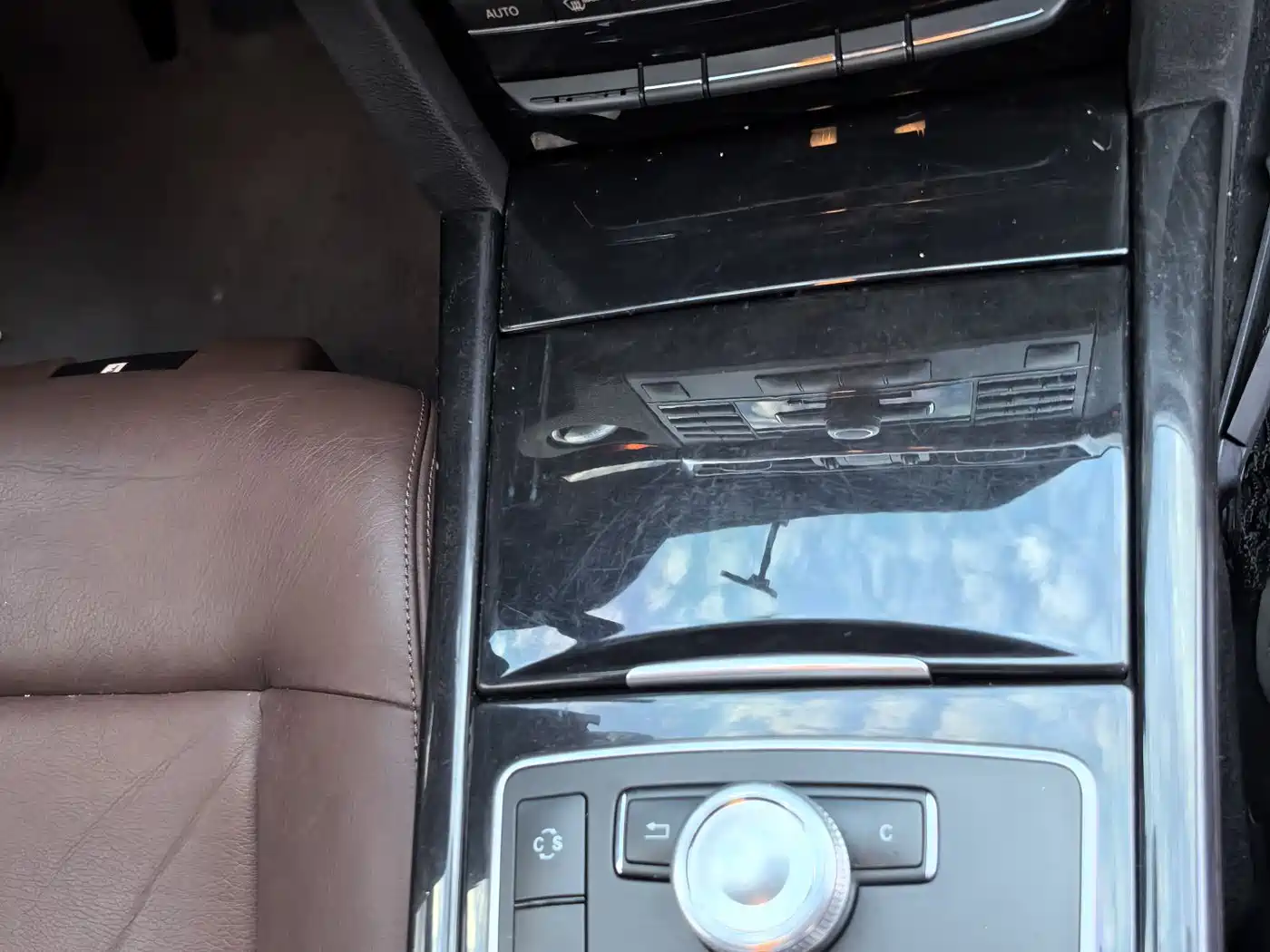 Mercedes-Benz E-Class 2010 2010 E 300 L Fashion