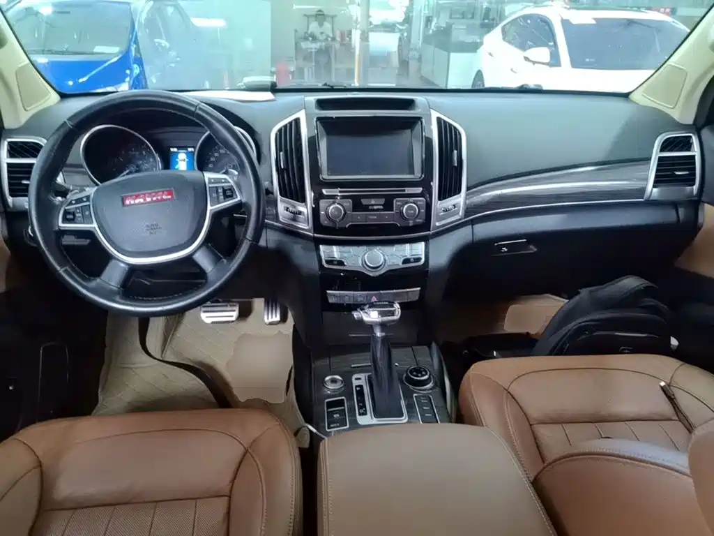 Haval H9 2015 2015 2.0T 4WD Luxury 7-Seater