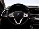 Photo 7 - BMW X7