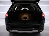 Photo 19 - BMW X7