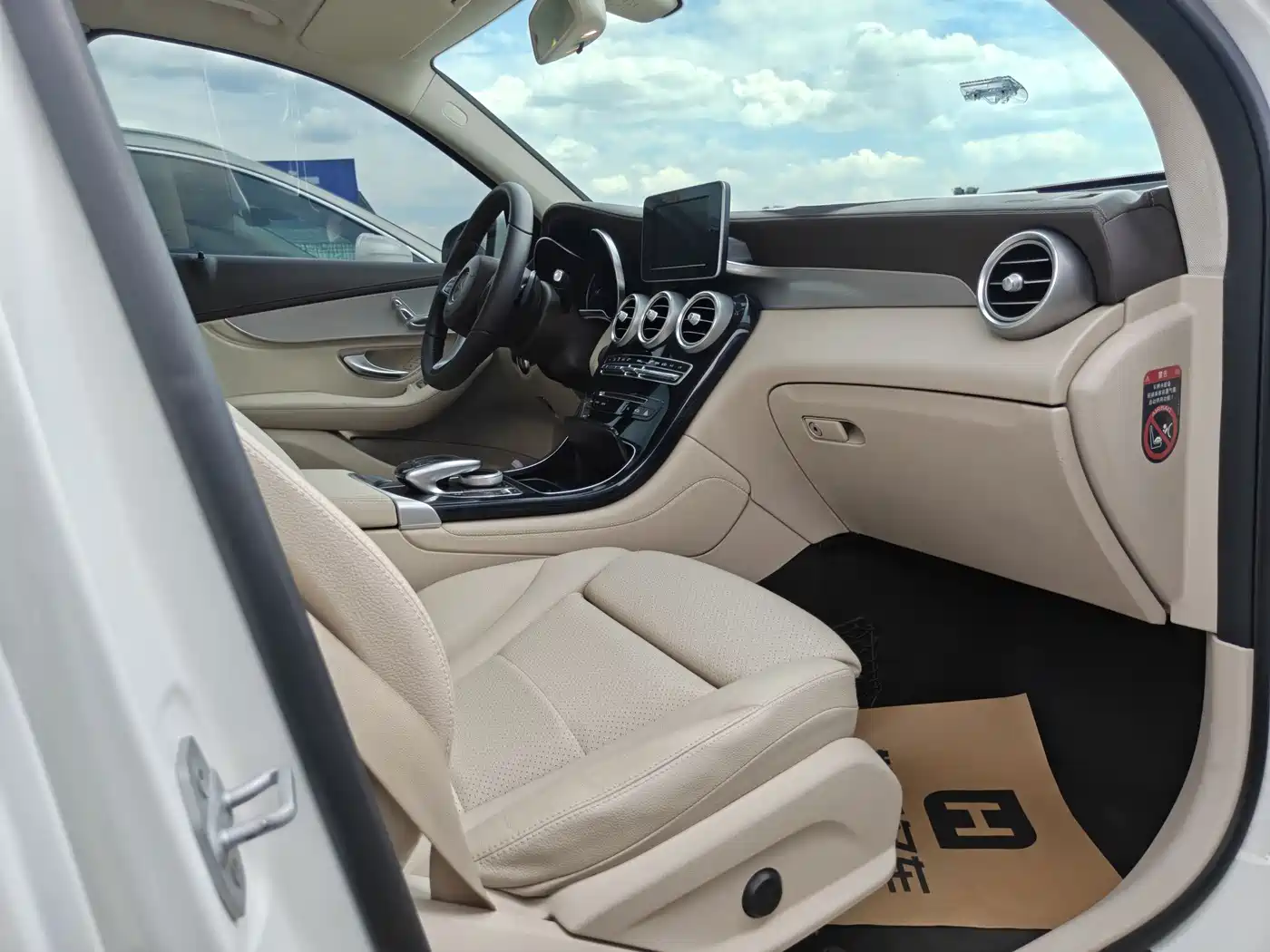 Mercedes-Benz GLC 2016 GLC 200 4MATIC фото 12