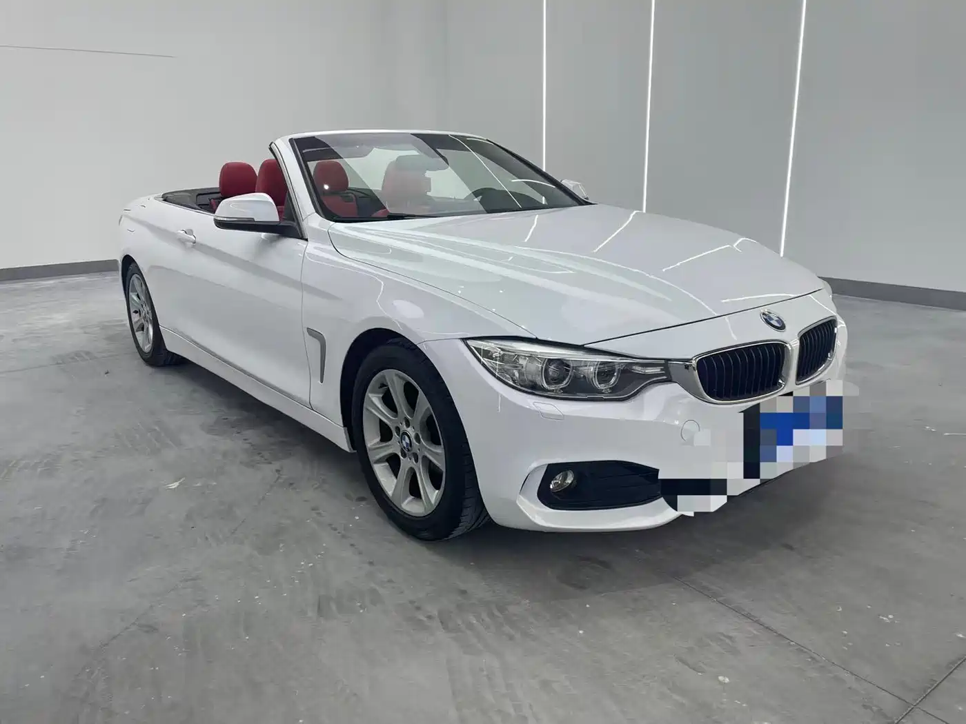 BMW 4 Series 2016 420i Convertible Fashion Line
