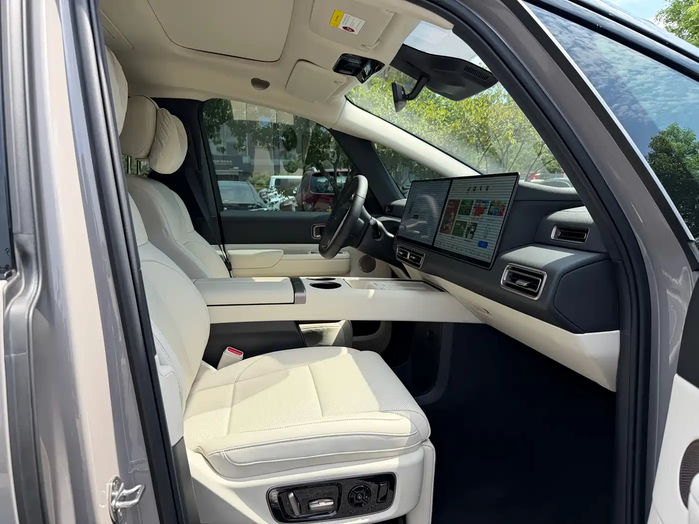 Li Auto MEGA 2026 2025 Model Home Family Special Edition