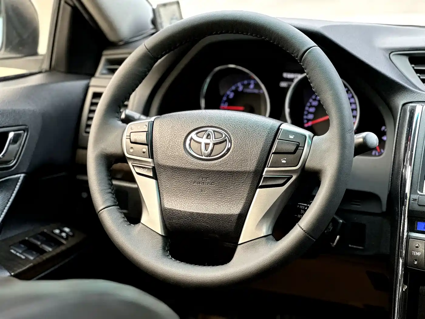 Toyota Reiz 2013 2.5V Premium Edition фото 13