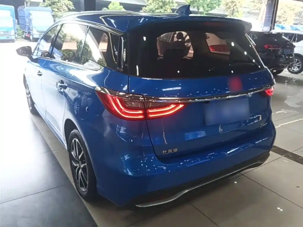 BYD Song MAX 2017 1.5T Auto Smart Elite 7-Seater фото 5