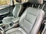 Фото 19 - Changan CS75