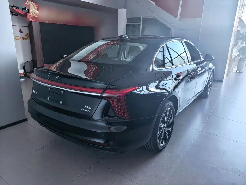Hongqi H5 PHEV 2026 2025 130 Super Hybrid Edition