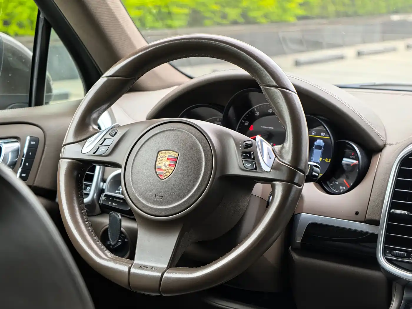 Porsche Cayenne 2011 Cayenne 3.0T фото 13