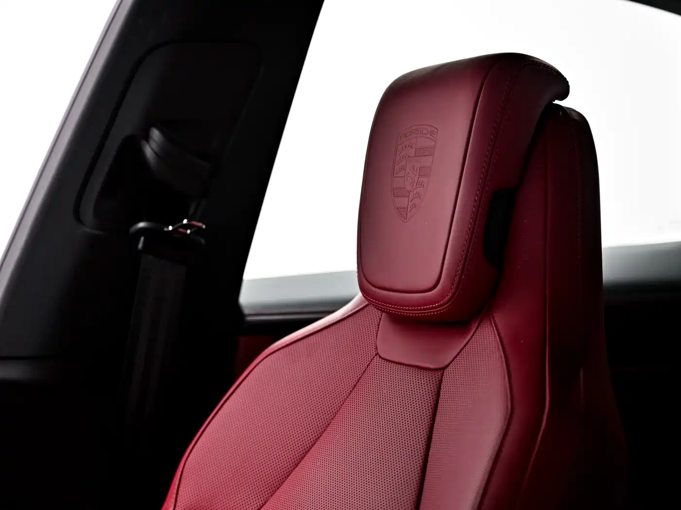 PORSCHE MACAN NEW ENERGY