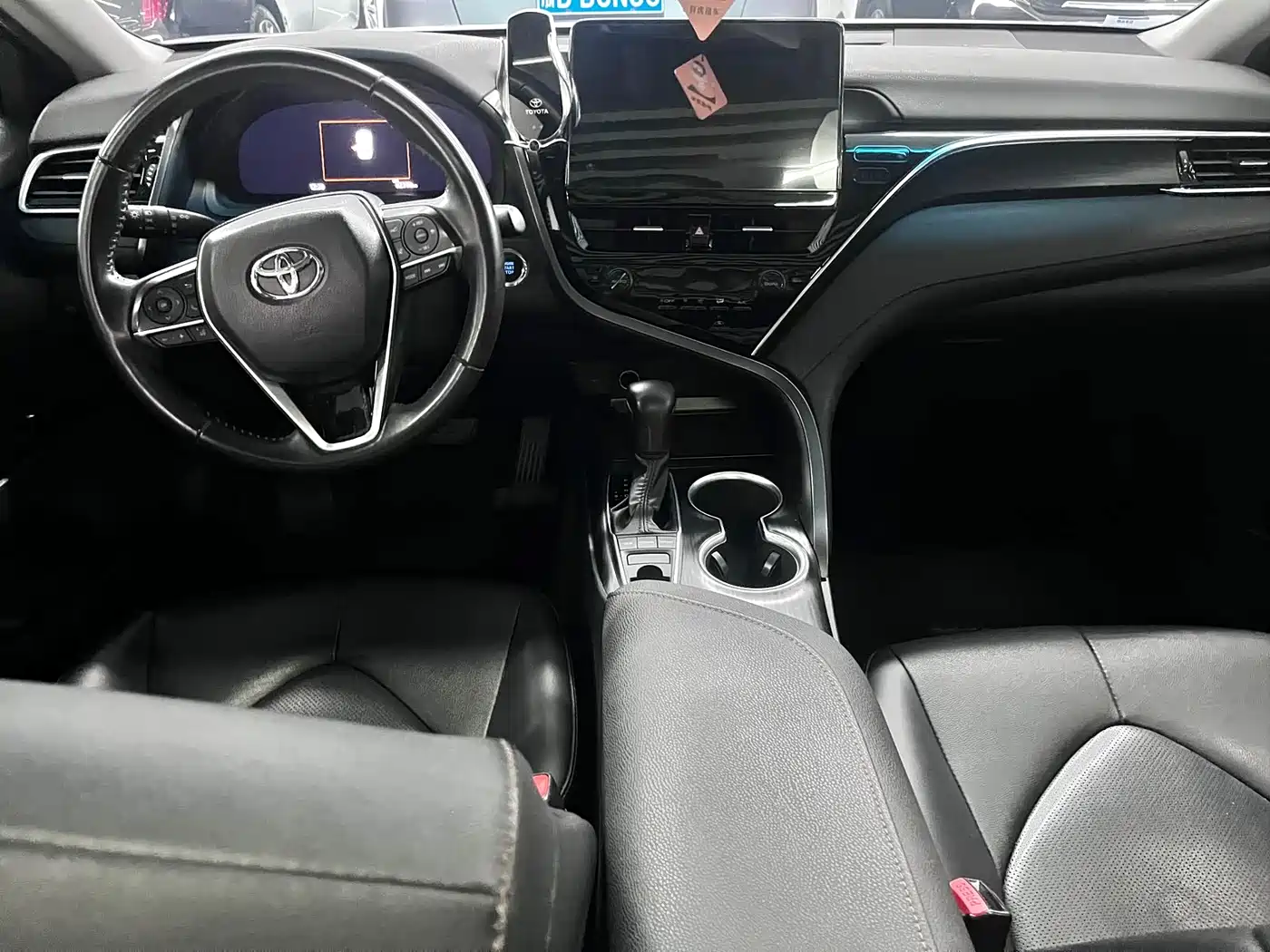 Toyota Camry 2021 2.0G Luxury Edition фото 8
