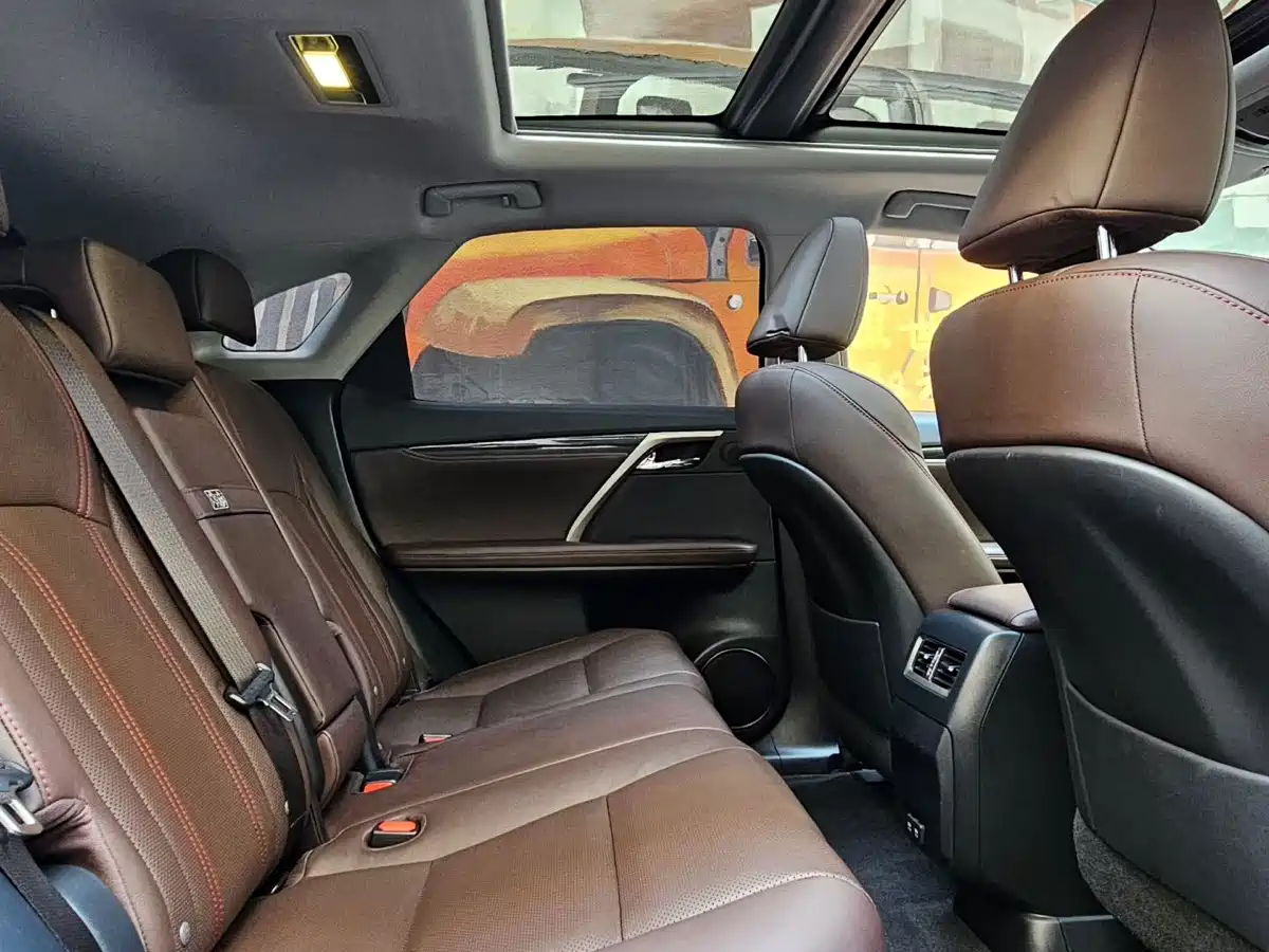 Lexus RX 2020 Facelift 300 AWD Elegance Edition фото 9