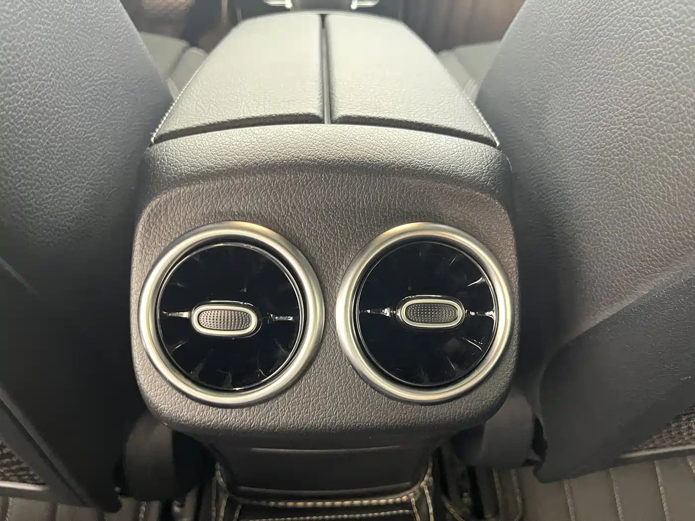 Mercedes-Benz A-Class 2019 A 200 L Sport Sedan фото 15