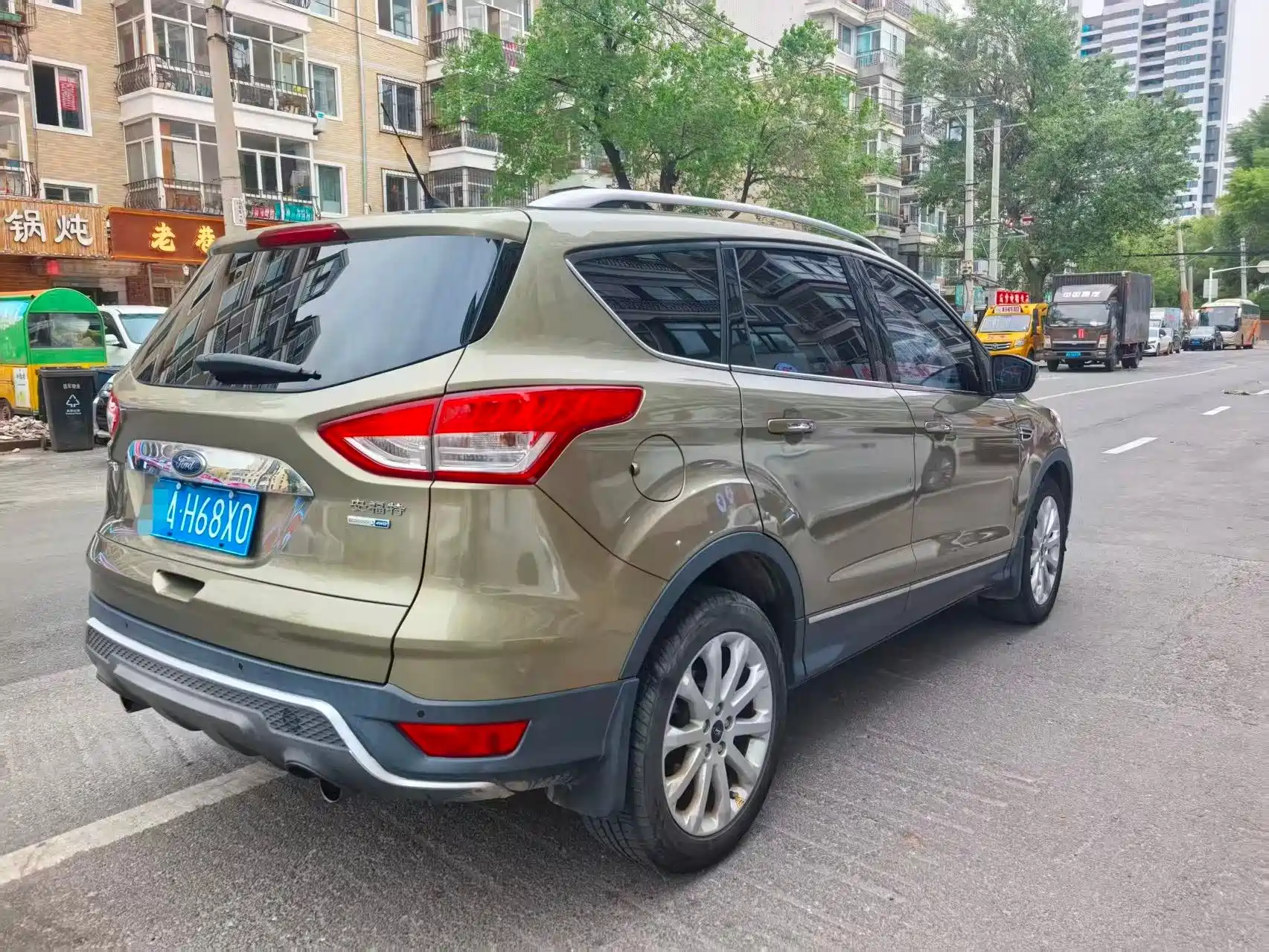 Фото 4 - Ford Kuga