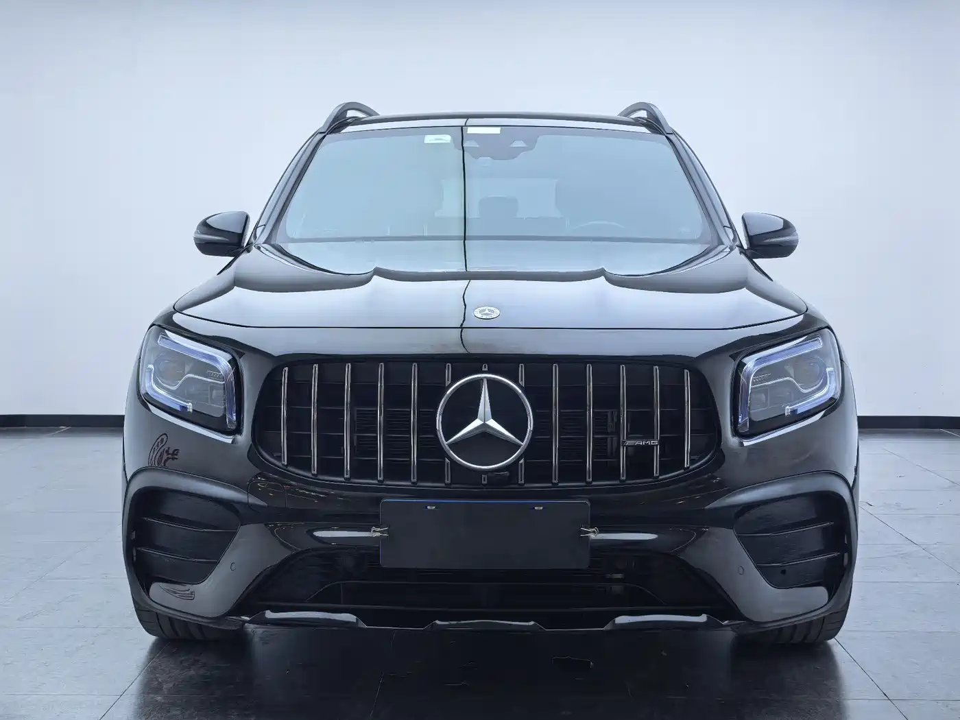 Mercedes-Benz GLB AMG 2023 Model AMG GLB 35 4MATIC фото 2
