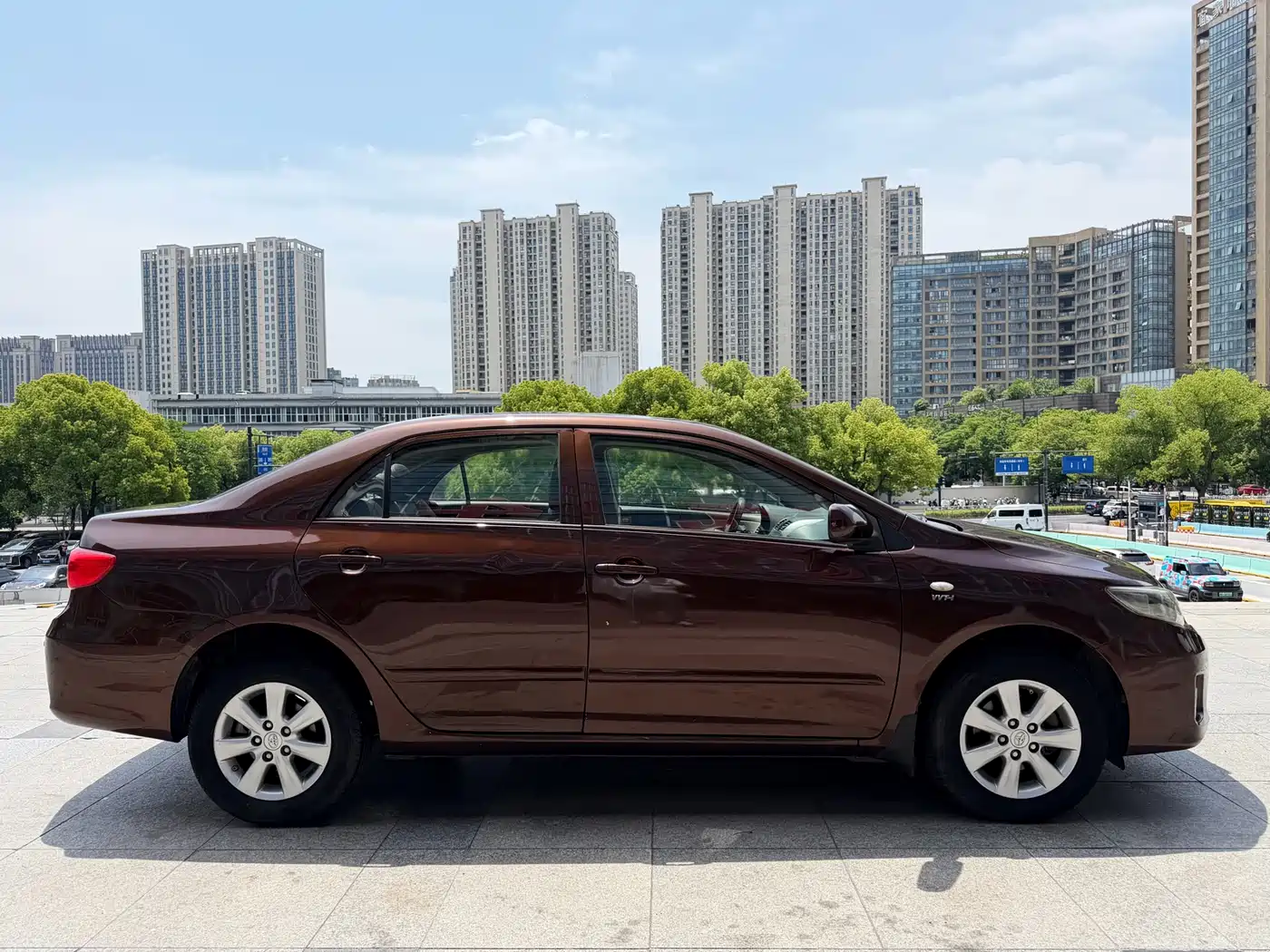 Toyota Corolla 2013 Special Edition 1.6L Auto Ultimate Cool GL фото 6