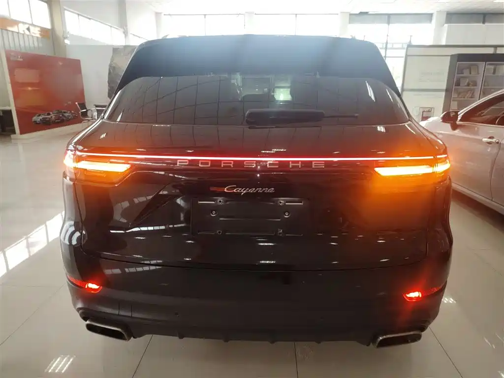 Porsche Cayenne 2018 Cayenne 3.0T фото 4