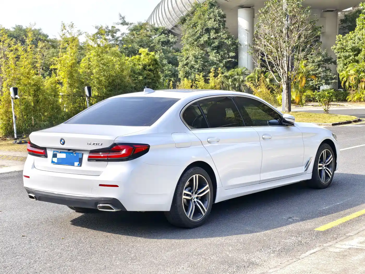 BMW 5 Series 2021 530Li Leading Luxury Package фото 3
