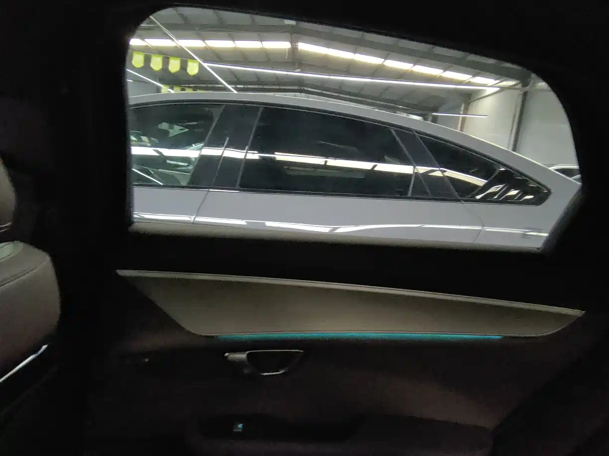 BYD Han 2025 DM-i Smart Driving Edition 125KM Honor фото 16