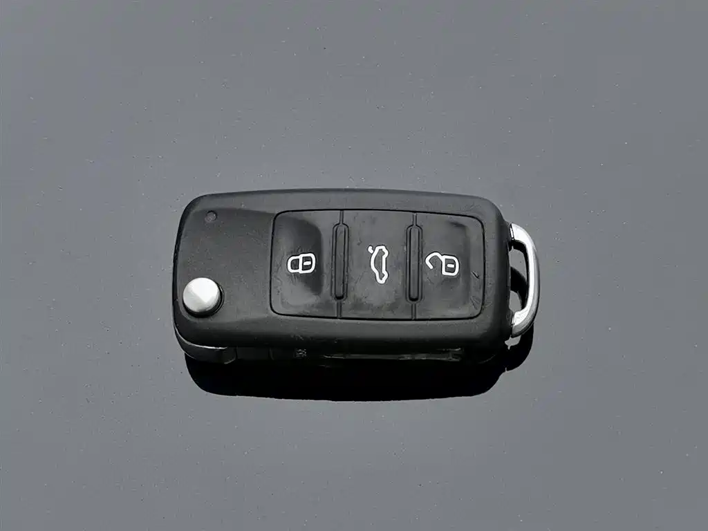 Volkswagen Santana 2015 1.6L Manual Comfort Edition фото 19