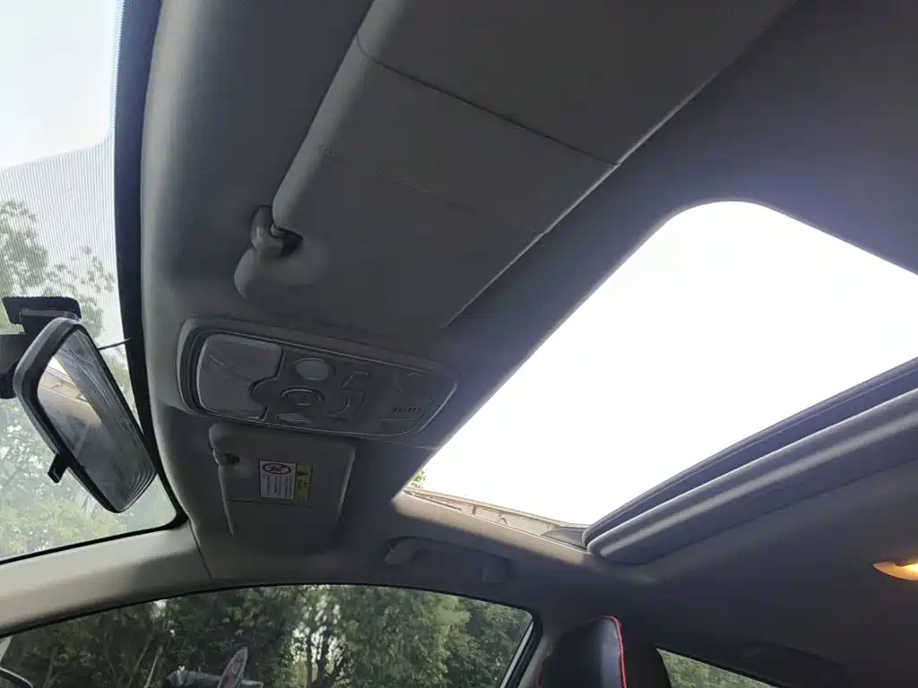 Photo 14 - Haval M6