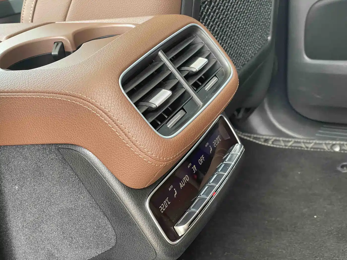 Mercedes-Benz GLE 2024 Facelift GLE 350 4MATIC Fashion фото 10