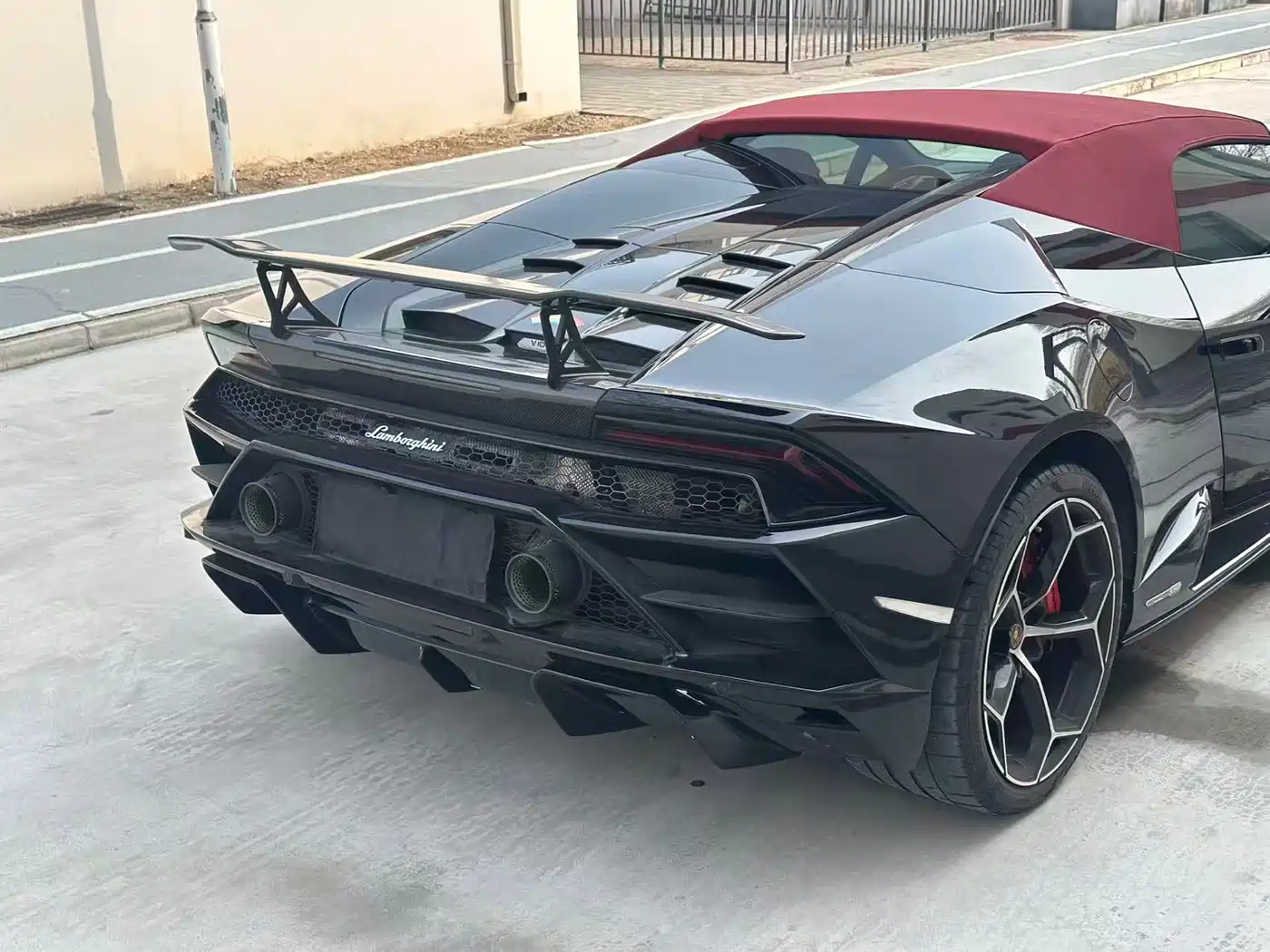 Lamborghini Huracán 2020 Huracán EVO RWD Spyder фото 8