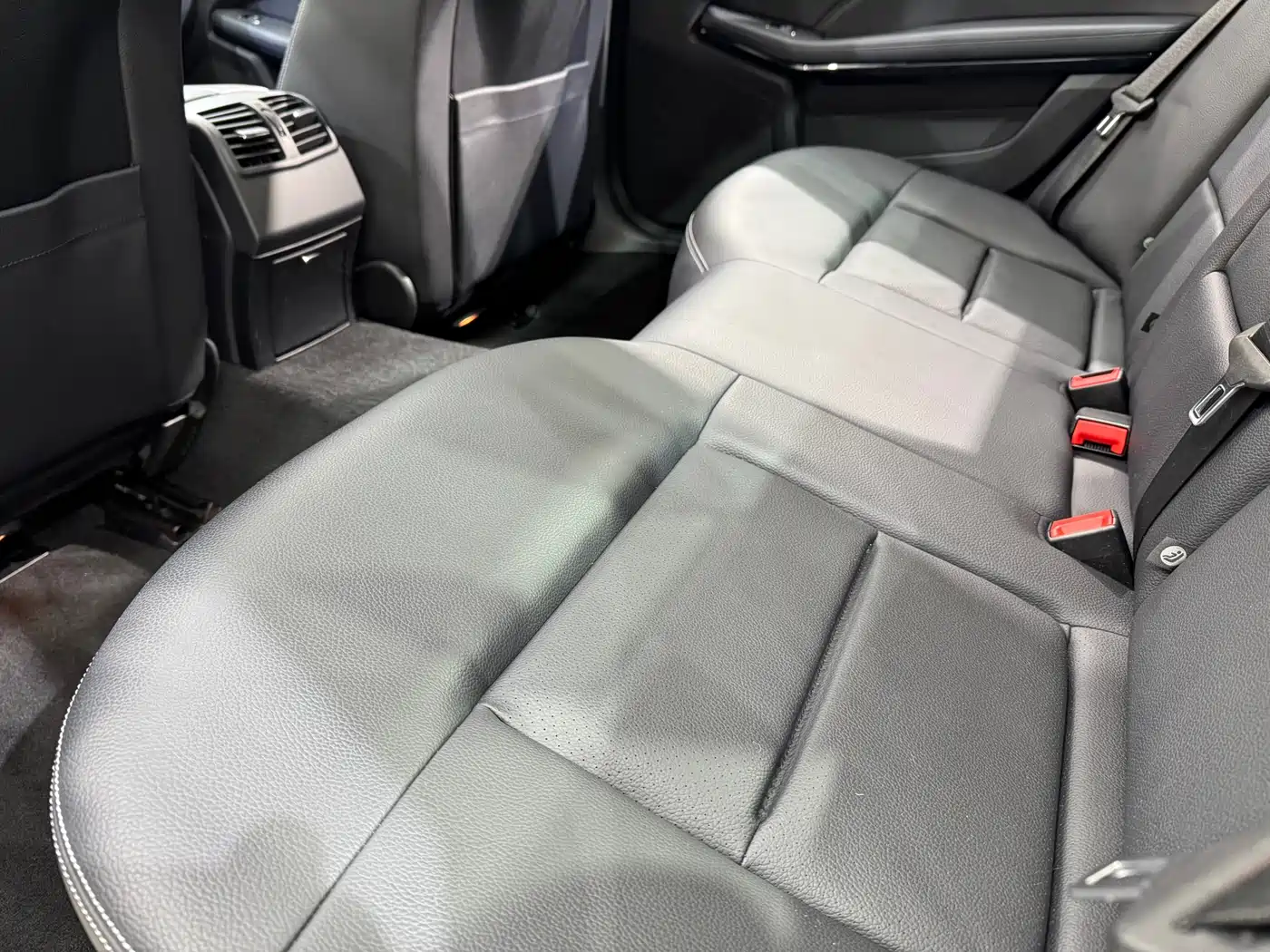 Mercedes-Benz E-Class 2014 E 260 L Sport фото 22