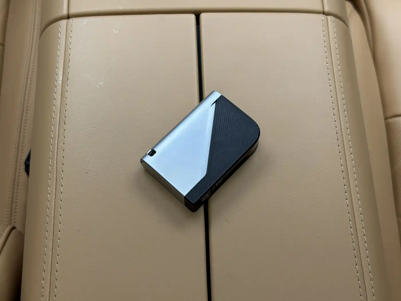 Lynk & Co 09 EM-P 2021 2.0T PHEV Ultra 6-seater фото 20