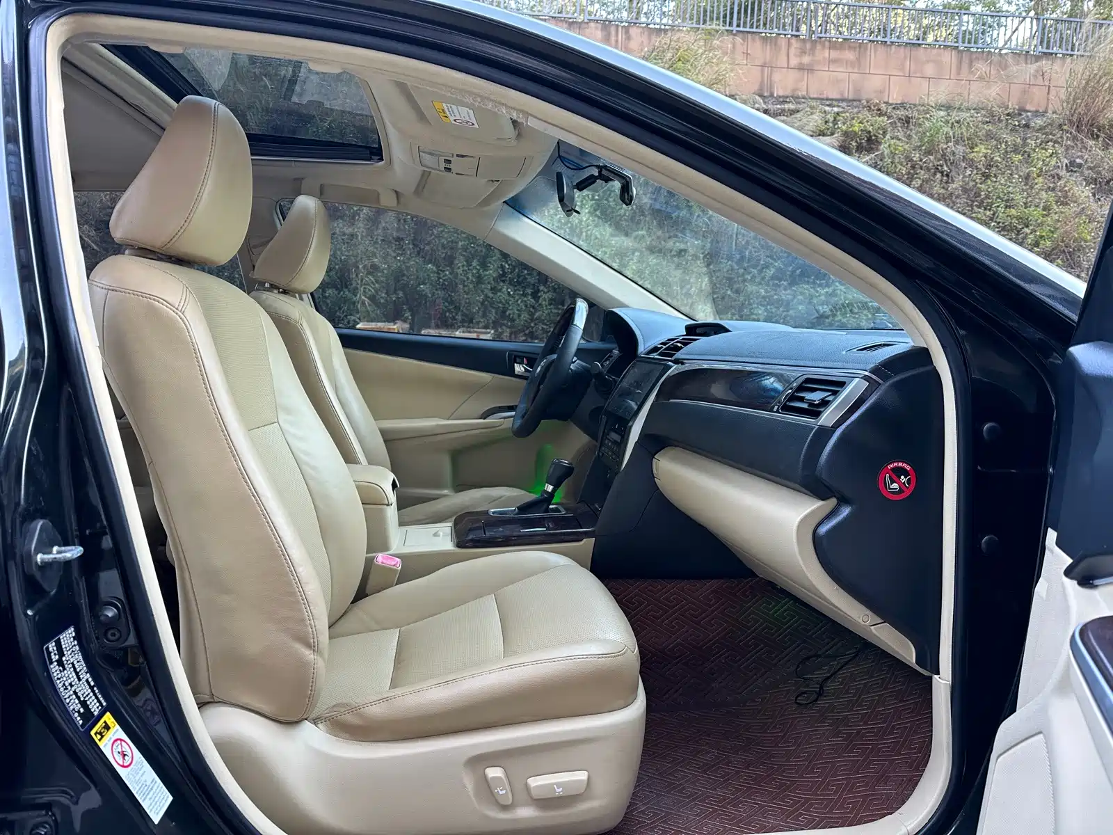 Фото 7 - Toyota Camry