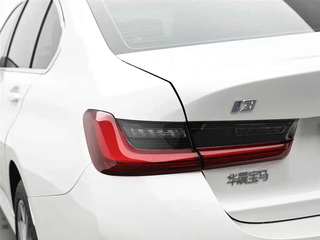 BMW i3 2025 eDrive 35 L фото 7