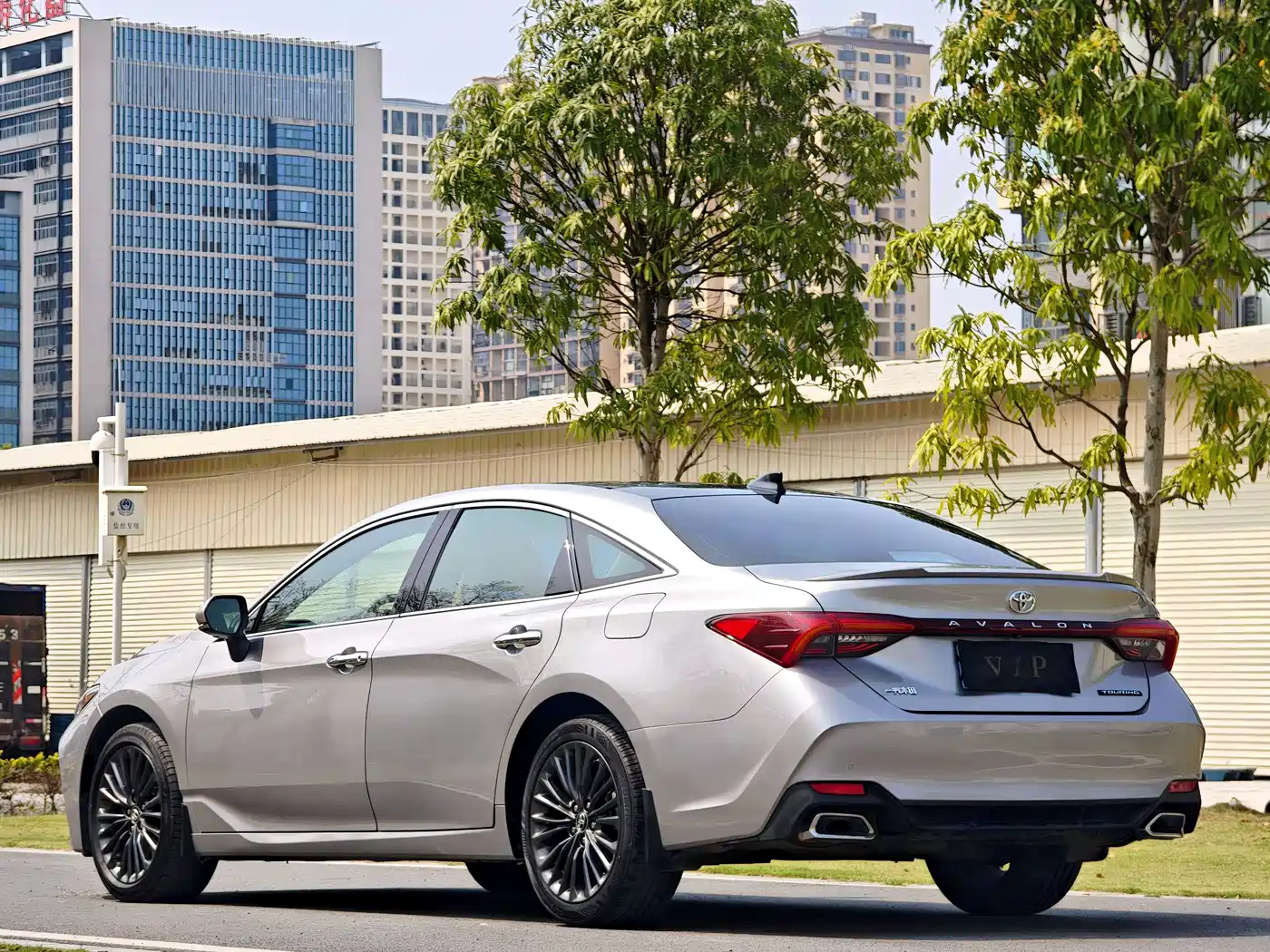 Toyota Avalon 2019 2.5L Touring Premium (China V) фото 4