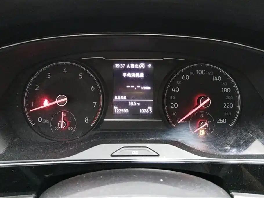 Volkswagen Passat 2020 330TSI Elite Edition China VI фото 14