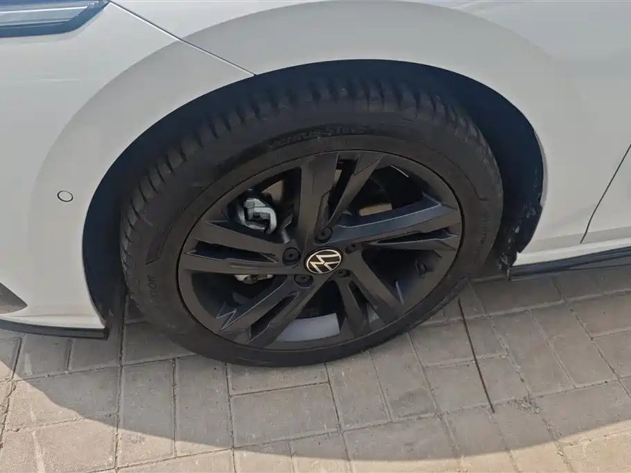 Volkswagen Golf 2021 280TSI DSG R-Line фото 6