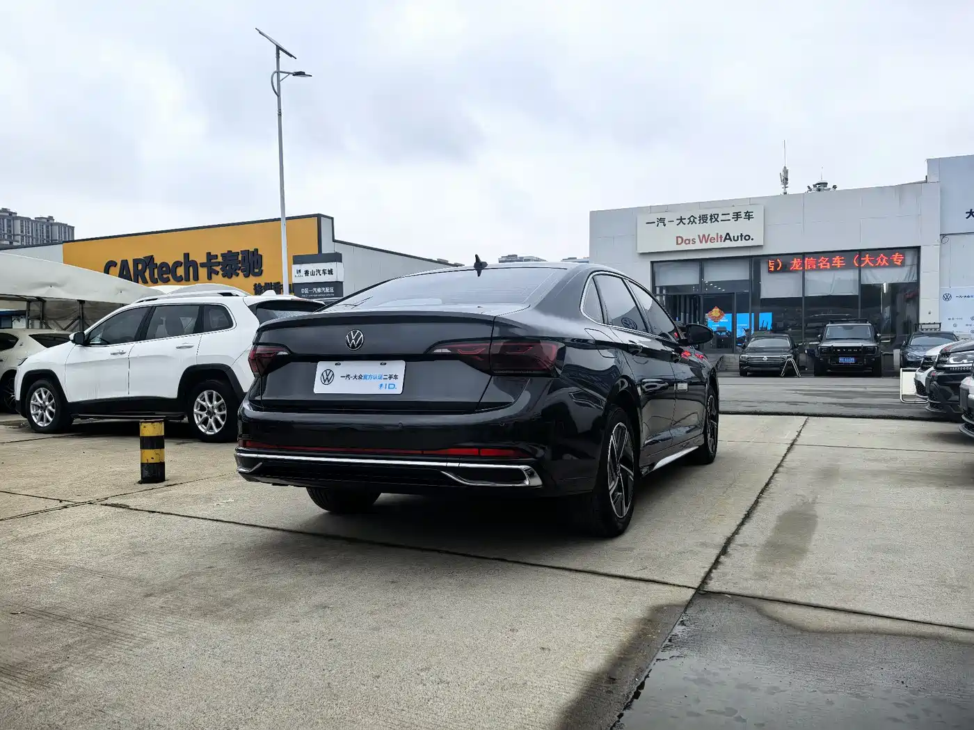 Volkswagen Sagitar 2024 300TSI DSG Surpass Edition фото 9
