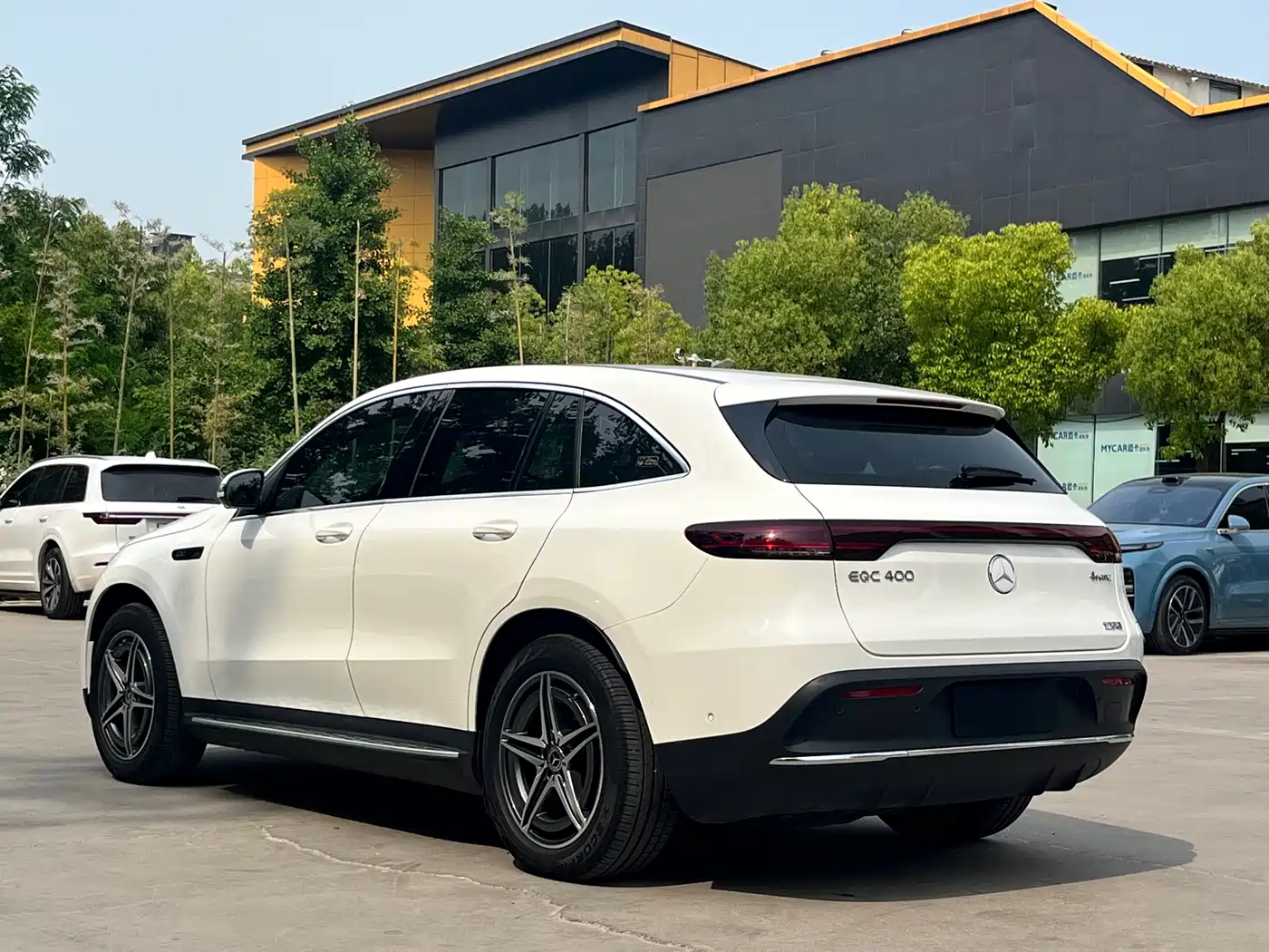 Mercedes-Benz EQC 2021 EQC 400 4MATIC фото 7