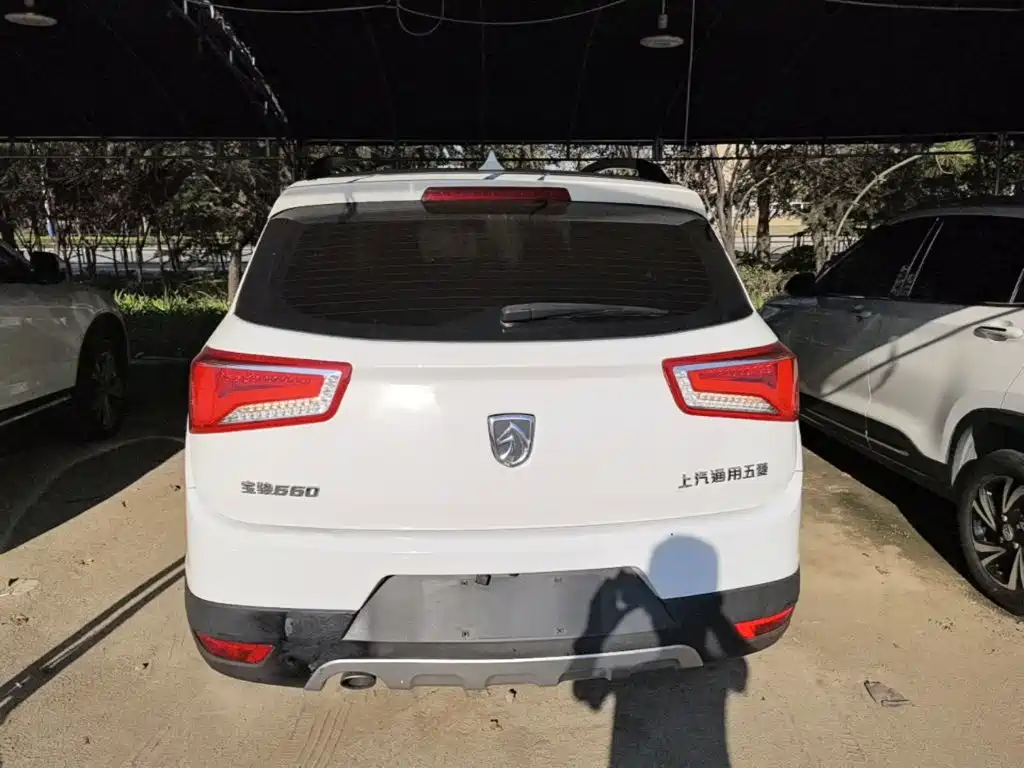 Baojun 560 2017 2016 1.8L iAMT Luxury