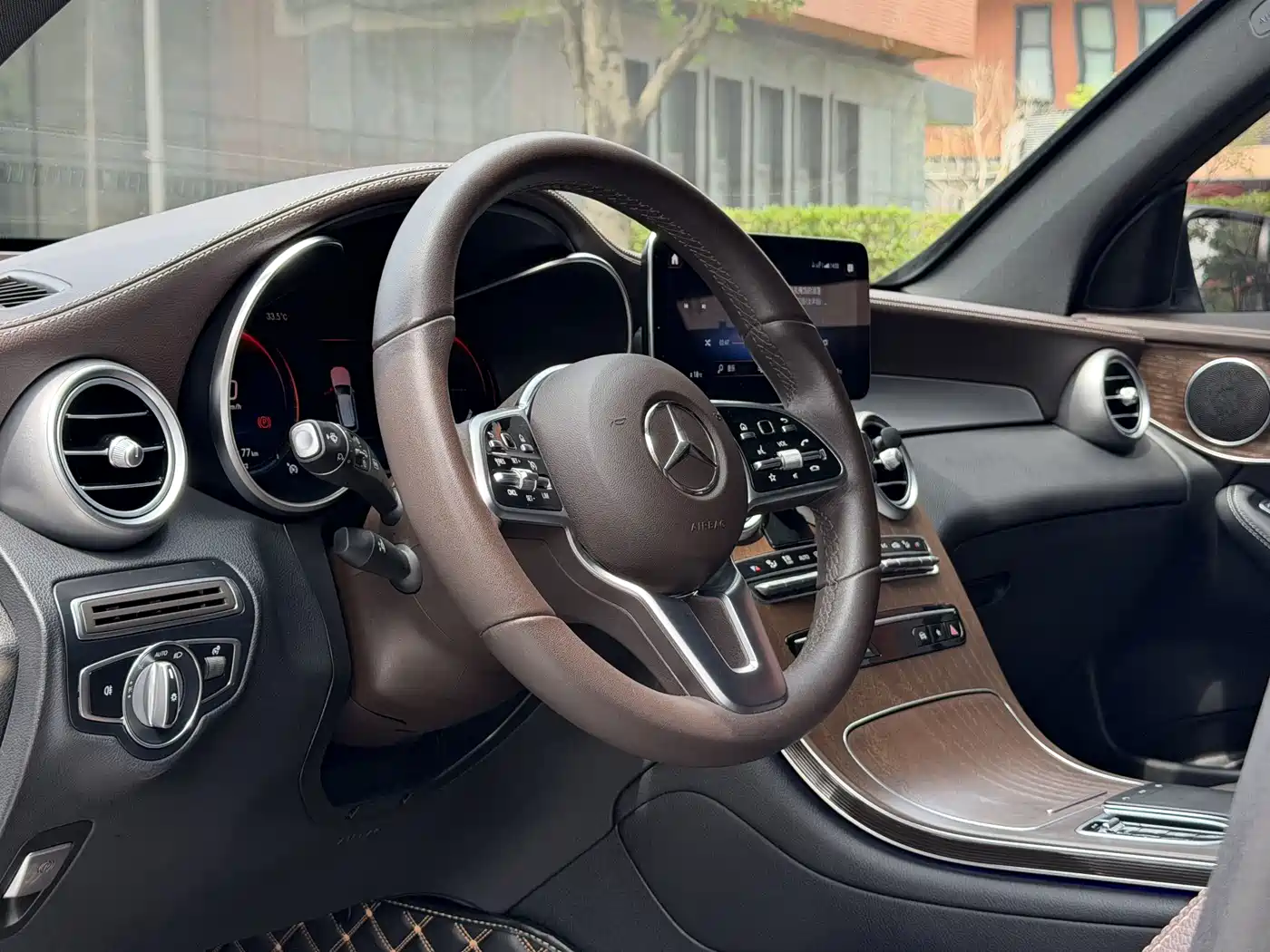 Mercedes-Benz GLC 2022 Facelift GLC 300 L 4MATIC Dynamic Collector's Edition фото 17