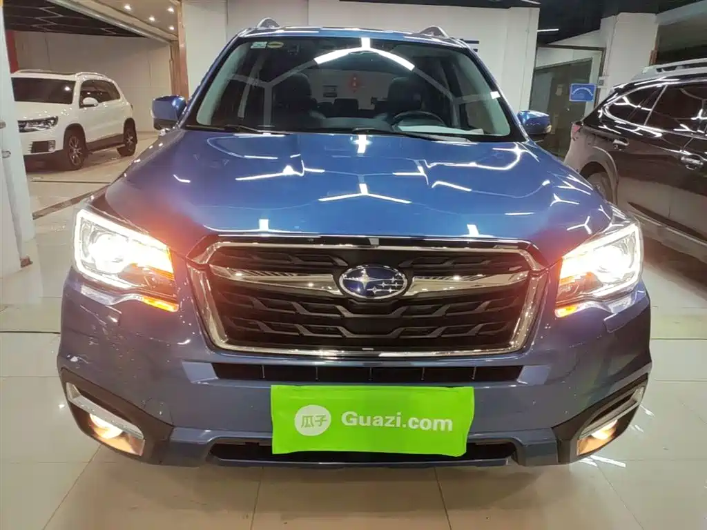 Subaru Forester 2018 2.5i Luxury Navigation Edition фото 3