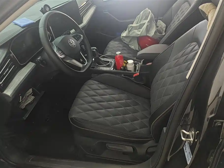 Volkswagen Sagitar 2025 300TSI DSG Surpass Edition фото 9