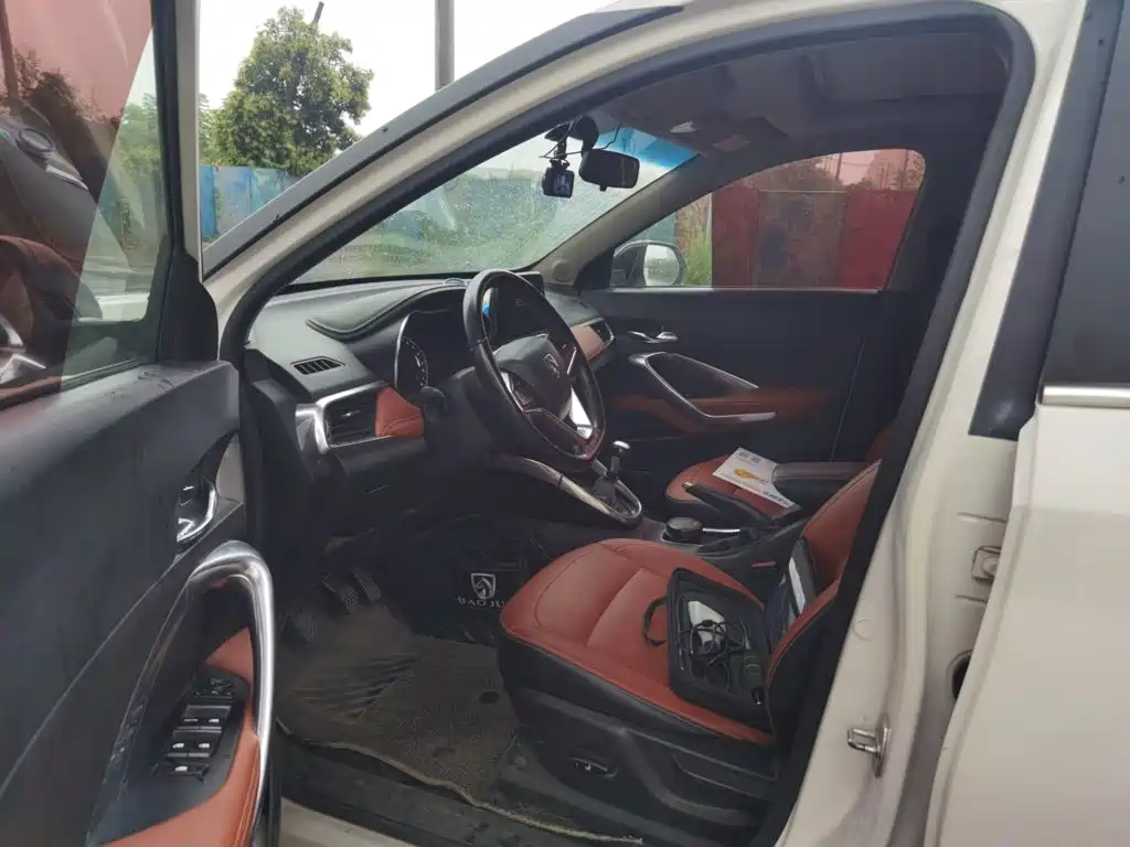 Baojun 510 2017 2017 1.5L Manual Luxury