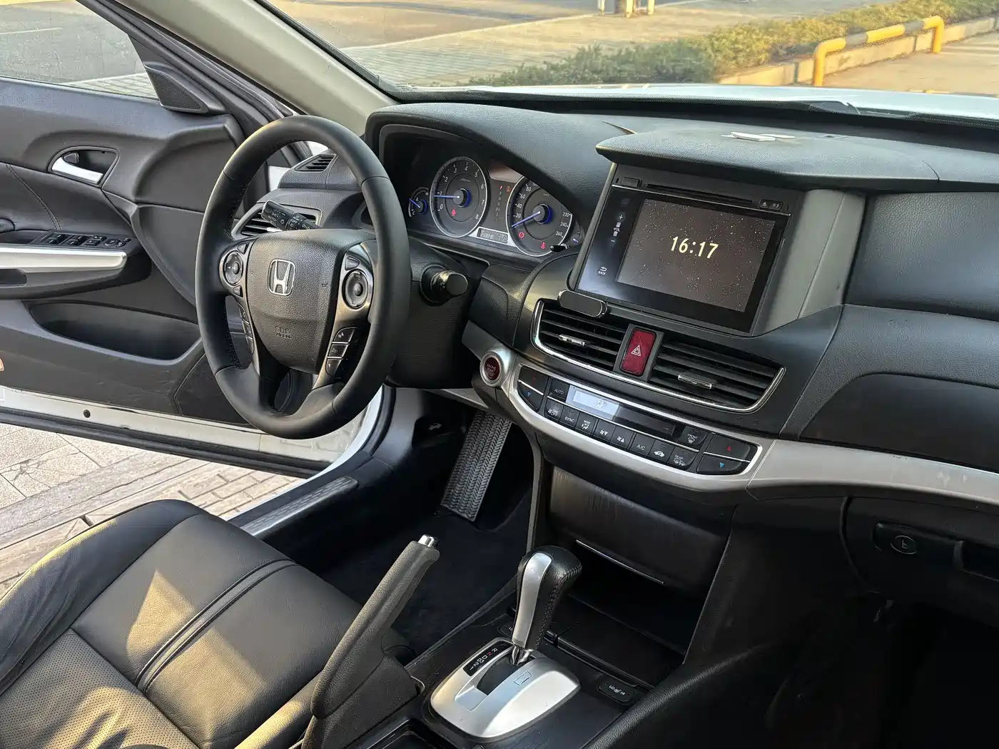 Honda Crosstour 2016 2.4L Luxury Navigation Edition фото 28