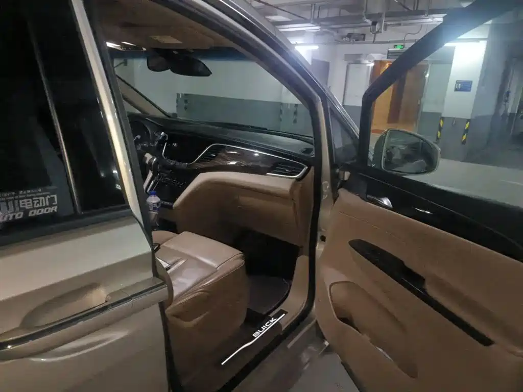 Buick GL8 2018 ES 28T Flagship Type China VI фото 20