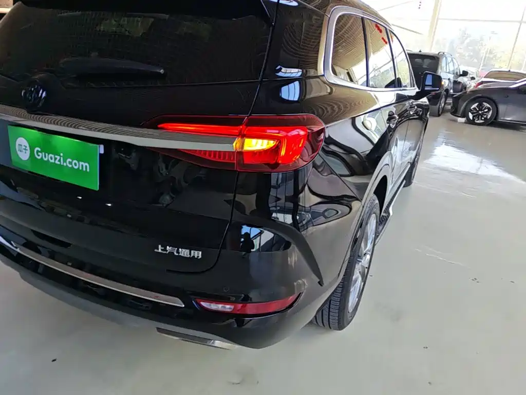 Photo 8 - Buick Enclave