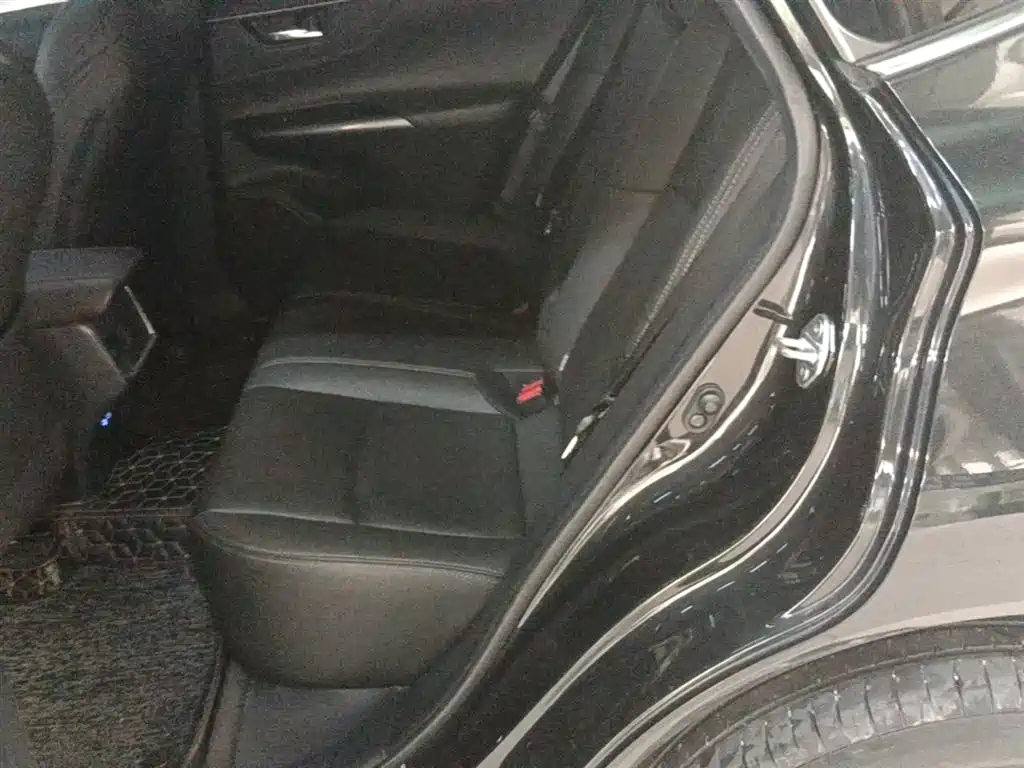 Toyota Lingfang HARRIER 2022 2.0L CVT 2WD Progressive Edition фото 17