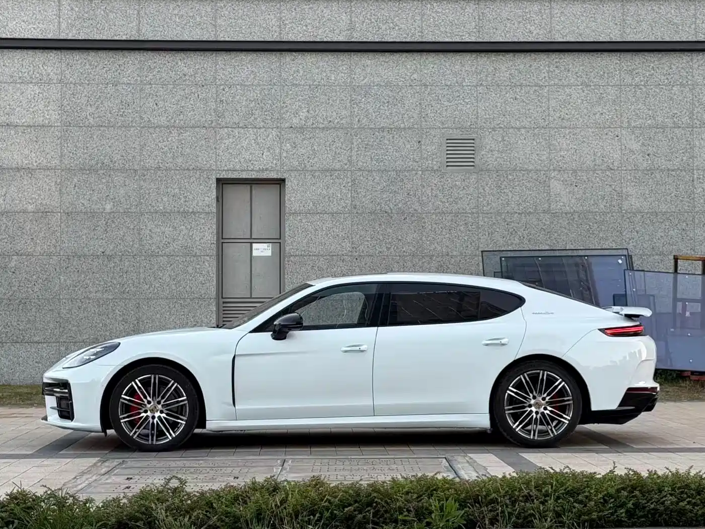 Porsche Panamera 2014 Panamera S Executive 3.0T фото 3