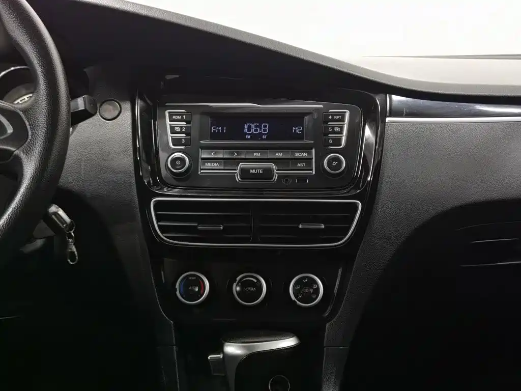 FAW Junpai A70 2017 2016 1.6L Automatic Base