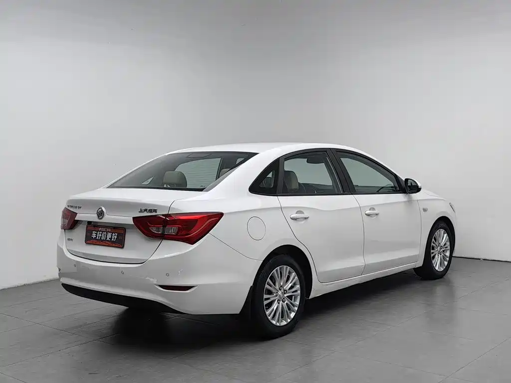 Фото 2 - Buick Excelle