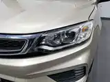 Фото 7 - Geely Vision