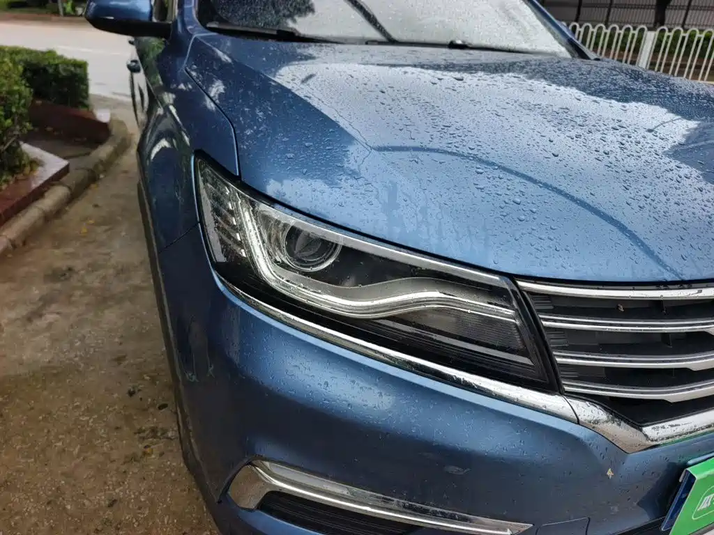 Фото 7 - Roewe RX5